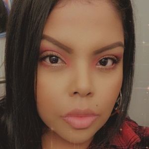 Meet your Posher, Ana